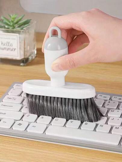 1个多功能电脑清洁刷，软毛刷，键盘清洁刷，边角缝隙除尘刷，适用于窗户、小角落、床、沙发、电脑键盘、窗框、边角等，专业美发用品，柔软不刮伤设计，便携式清洁工具，符合人体工学设计，方便实用。