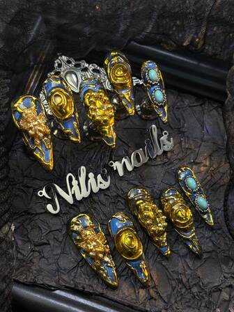 10 قطعة مجموعة أظافر ذات كعب عالي، ملصقات فنية يدوية للأظافر، إكسسوارات أحجار الراين ثلاثية الأبعاد وكرات فولاذية، أحجار كريمة لامعة ملونة، عين القطة الزرقاء والكروم الذهبي، أنماط هندسية مرسومة باليد بطراز Y2K، مجموعة فن الأظافر قابلة للارتداء اليومي والحفلات (مع: قطعة من صمغ الجيلي وشريط احتكاك) مستلزمات الأظافر