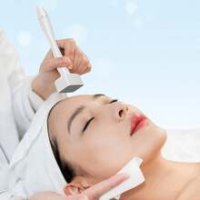 Adjustable Microneedle Roller: Professional Hair, Beard & Skin Care Tool - 140/100 Titanium Needles, Effective Results - Simple & Efficient Skincare Solution, Minoxidil, Microneedle Roller, Microneedling, Beauty, Skincare Products, Spa, Self-Care, Skincare Tools, Facial Care, Esthetician Supplies, Massage, Facial Massage Tool, Facial Roller - Black and White - View 4