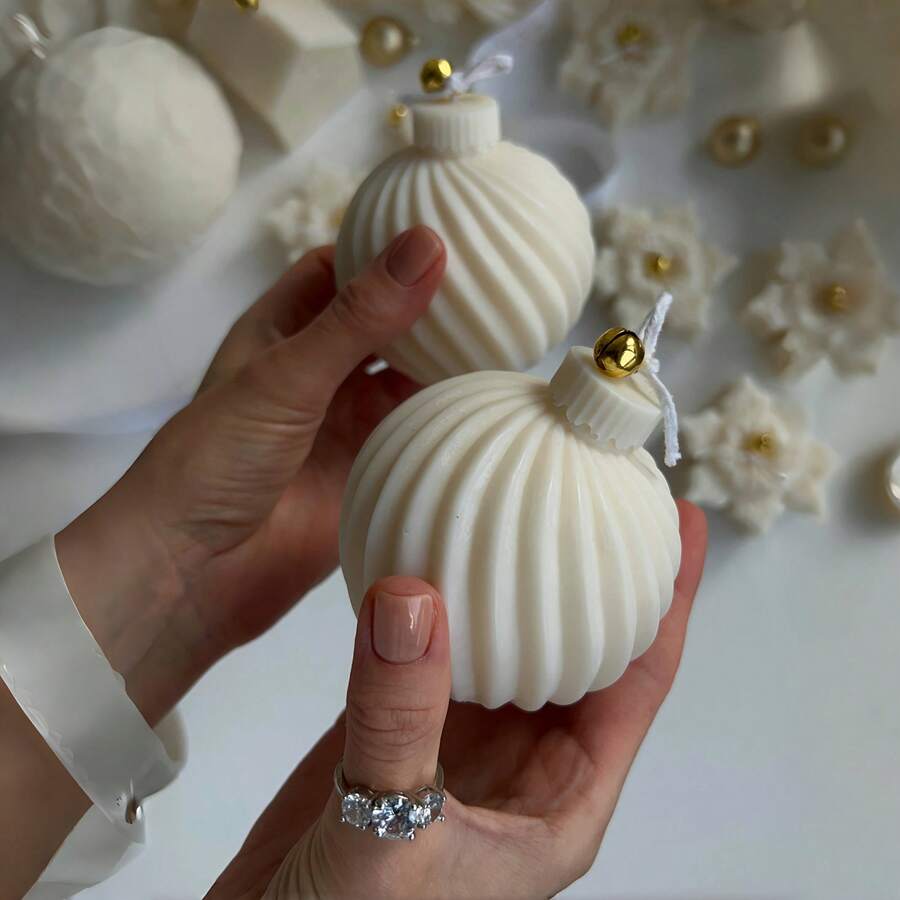 圆形螺旋蜡烛模具，带旋转铃铛和星形顶盖，多层DIY圣诞蜡烛制作套装，用于手工节日装饰，可重复使用的柔性模具，适用于石膏、树脂和蜡工艺品 - 白色 - 查看 1