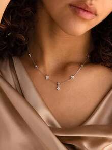 1pc Minimalist Fashionable Four-Leaf Clover Copper Necklace, Elegant Vintage Petal Choker Necklace For Women, Suitable For Daily Commute, Dating, Gift, Shopping, Party, Best Gift For Women