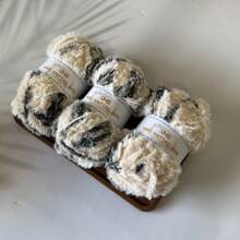 3 Groups Of 50g, Total 150G Faux Fur Yarn [1387] Feather Yarn Thread Skeins, Suitable For Weaving Hats, Scarves, Home Products, 100% Polyester, Approx. 32m/34 Yards Per Skein