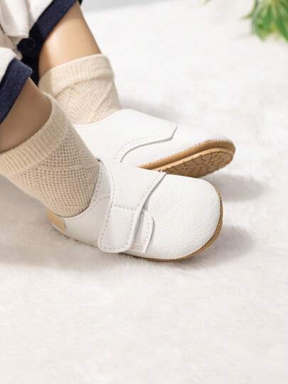Retro Casual Sports Hook And Loop Soft Bottom Infant Boy Flat Daily Crawling Shoes