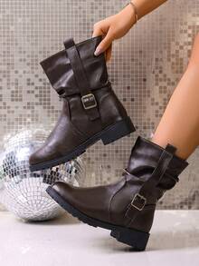 Western Style Buckle Holiday Round Toe Pleated Boots, Vintage Oversized British Style Fashion Versatile Chunky Heel Riding Boots For Women, Autumn/Winter - Brown - View 2