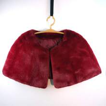 1pc Women's Winter New Versatile Fox Fur Wedding Shawl, High-End Fur Cloak Formal Dress Outerwear Short Cloak With Hidden Buttons