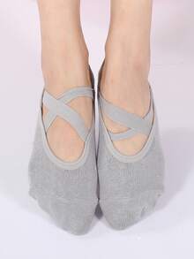 1pc Solid Color Thick Yoga Mat Fitness Mat With Carry Strap Suitable For Gymnastics, Exercise, Pilates,Reduced Volume- Folding Packaging ,Exercise At Home,Multifunctional Push-Up Mat Yoga Mat Kneeling Pad,Kneeling Mat / Balance Pad For Exercise & Yoga, Knee Pad For Work, Fitness Floor Mat , Gym Set ,Suitable For Gift Giving,Mother's Day Gift, Birthday Gift, Christmas Gift