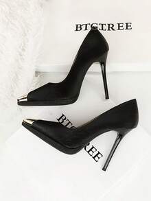 Chaussures pour femmes de style chinois, talons métalliques à talons hauts, bout pointu avec bride à la cheville ajourée, escarpins à enfiler sans talon avec perles - Noir - Voir 4