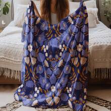 Mystery Garden {Periwinkle} Soft Flannel Fleece Throw Blanket For Couch - Lightweight,Large Size,Reversible Plush Blankets For Bed,Sofa,Camping,All Seasons Halloween Christmas Gifts - trắng - Xem 1