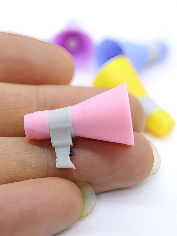 1pc/3pcs 1:12 Dollhouse Decor Accessories - Miniature Handheld Megaphone, Realistic Small Speaker, Dollhouse Miniature Model, OB11 Scene Micro Speaker, Realistic Toy Model, Micro Scene Decor Prop, Yellow/Purple/Blue