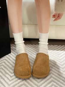 女士冬季保暖毛绒内衬防滑土豆形拖鞋，舒适家居鞋，2025秋冬新款毛绒套脚雪地靴 - 棕色 - 查看 6
