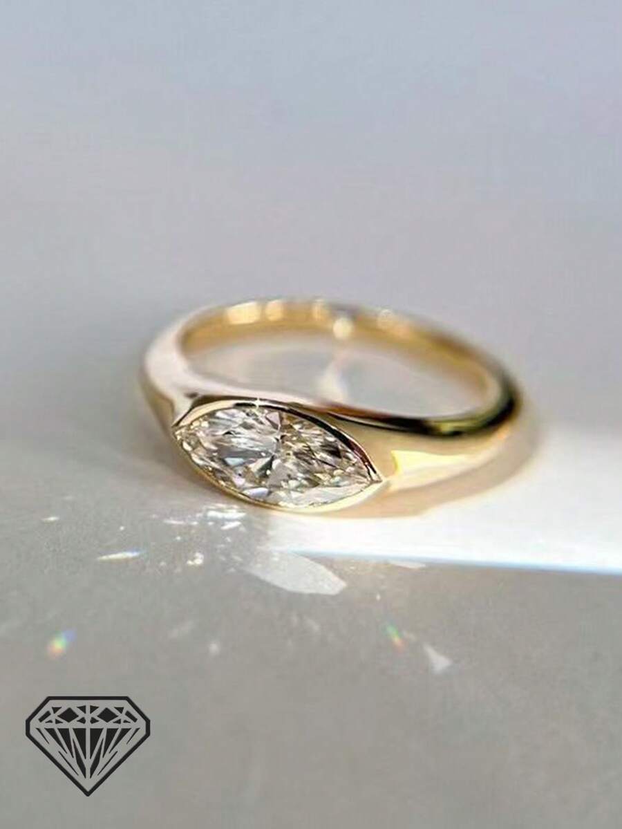 女士高品质单钻戒指，密镶邪眼订婚戒指，3克925纯银，1.5克拉椭圆形莫桑石，奢华时尚珠宝，求婚戒指，附赠莫桑石证书和精美礼盒 - 金色 - 查看 1