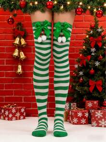 1双女士蝴蝶结、绒球和条纹过膝圣诞袜 - 綠色 - 查看 1