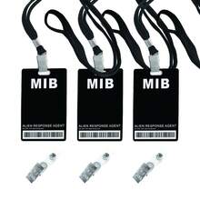 MIB 黑衣人新奇 ID 徽章道具服装，带挂绳的 ID 徽章卡，秘密特工 ID 卡夹神秘派对用品，适合角色扮演、派对