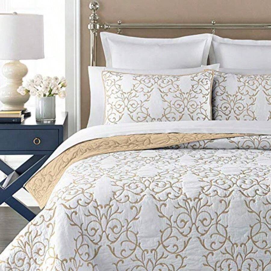 Reversible Soft Quilts 3Piece Beige Embroidery Pattern Elegant Set With Embroidered Decorative Shams Soft BedspreadandCoverlet Set Queen Size Beige - 1PatternBeige - View 1
