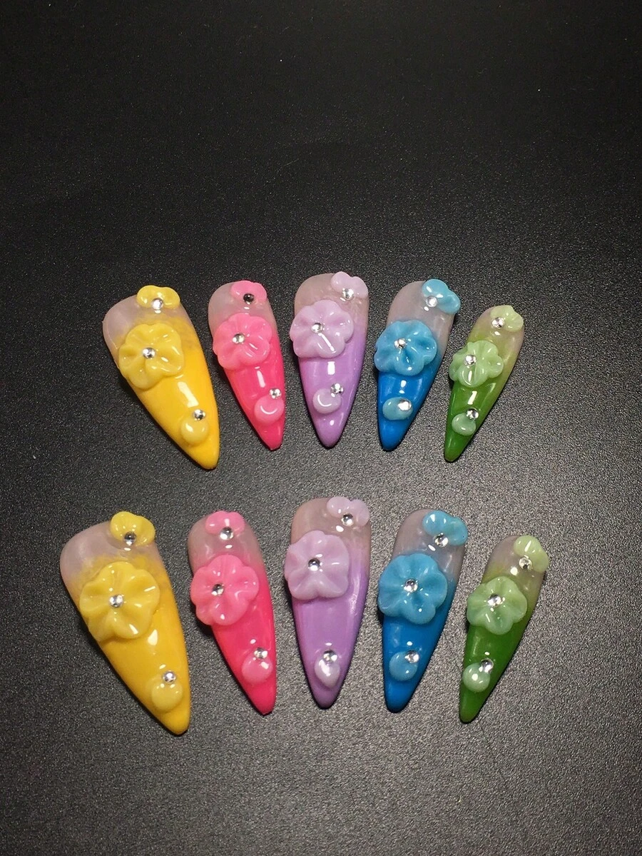 Each Set Consists Of 10 Pieces Of Handmade Acrylic Nail Plates For Y2K High Heels, Designed In French Style With Rhinestones, Stripes, Spots, And Petal Decorations, Available In Multiple Tones And Nude Colors. 3 Sizes To Fit, Suitable For Parties, Dances, And Daily Wear, Comes With A Nail Kit, Making It An Ideal Press On Nails Gift For Ladies And Girls. - Multicolor - View 1