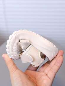 1 Pair Kids Summer New Breathable Mesh Sandals, Lightweight Anti-Slip Closed Toe Beach Shoes, - Beige - View 6