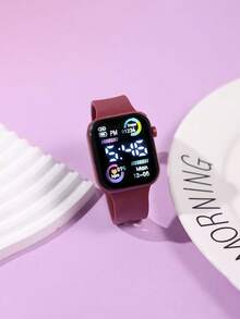 5件套女孩优雅时尚可爱LED数字显示电子手表，搭配心形手链项链耳环，适合女孩佩戴，可用于派对、度假、旅行、圣诞节、学校、生日/节日等场合，是送给女孩或朋友的理想礼物，也是优雅的配饰。