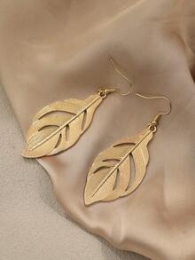 1 Pair Fashionable Leaf & Feather Hollow Design Earrings, Suitable For Women's Daily And Vacation Wear - Gold - View 5