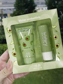 مجموعة العناية بالجسم المكونة من قطعتين، تشمل كريم اليد ذو رائحة الفراولة وبلسم الشفاه، لإصلاح البشرة الجافة والمتشققة وتغذيتها، مجموعة مكونة من كريم اليد المرطب وبلسم الشفاه، مناسبة لجميع الفصول - متعدد الألوان - مشاهدة 10