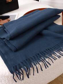 1 chiếc khăn choàng Pashmina len ấm áp màu trơn thời trang và thanh lịch, khăn choàng tua rua chống lạnh thông thường dành cho cả nam và nữ, thích hợp mặc hàng ngày, mùa thu/đông - Màu xanh hải quân - Xem 4