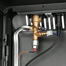 Bakaji Stufa a Gas Pieghevole per Bombola GPL di 15 kg con 3 Elementi Riscaldanti e 3 Potenze Selezionabili, Accensione Piezoelettrica, Struttura in Metallo Nera, 4 Ruote Sistema Antiribaltamento - Tagli Unica - Visualizzare 6