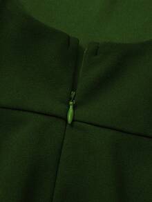 Elegant French Romantic Backless Hollow-Out Cinched Waist Sexy Charming Maxi Dress, Suitable For Christmas, Holiday Party, Date - Dark Green - View 9