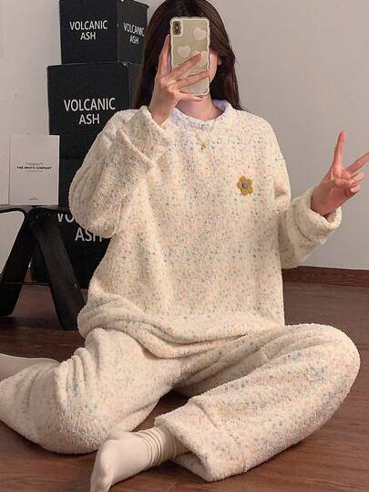 2pcs/Set Autumn/Winter Half Fleece Fluffy Sleepwear Pajama Set For Women, Crew Neck Pullover Top & Pants Floral & Polka Dot Loungewear, Cozy Clothes