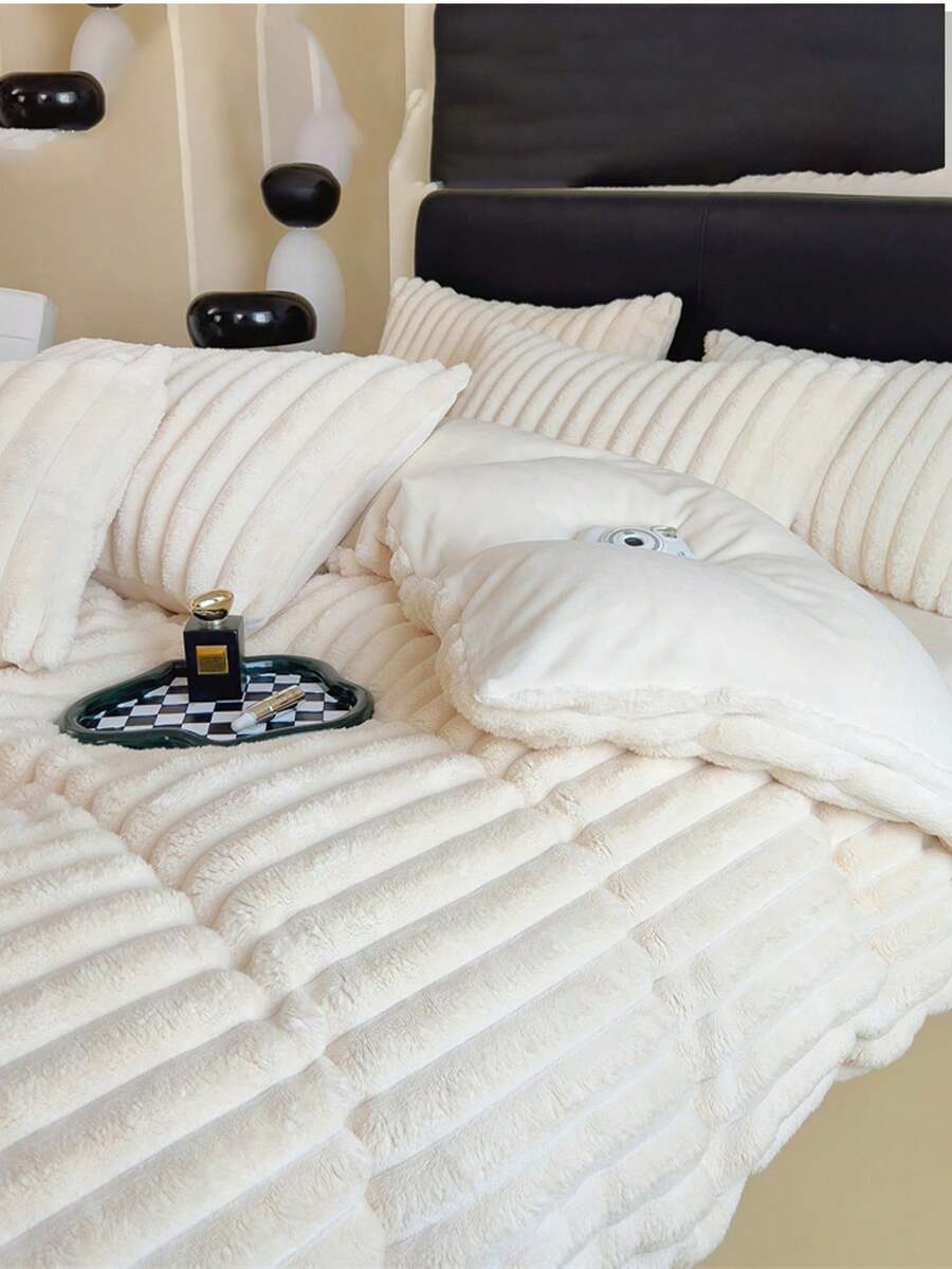 3件套水晶绒柔软舒适被套组（1个被套+2个枕套），可机洗，适用于卧室、客房，四季皆宜 - 白色 - 查看 1