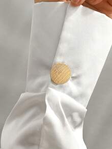 1pc 2026 New Elegant & Fashion European & American Quality Sun-Shaped, Flower-Shaped Inlaid White Shell Design, Gold Round, Pistil-Shaped Resin Faux Pearl Design, Round Portrait, Scorpion Pattern And More Cufflinks & Collar Clips Options, High-End Women's Accessory Suitable For Party, Business, Formal Dinner, Daily Matching, Multi-Scenario Use. Handmade Enamel, Minor Flaws Are Inevitable, Please Purchase With Confidence. Suitable For Buttons Within Diameter 1.2/1.5cm - Gold - View 3