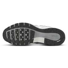 Men's Nike P-6000 Metallic Silver/Summit White (IH4465 095) - 灰色 - 查看 6