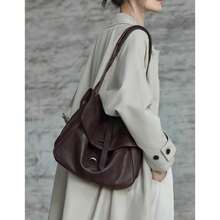 Qiu Zhen vegetable tanned cowhide bag niche retro messenger tote bag commuter large capacity leather 001 mailman bag women