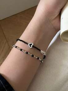 925纯银水晶水链，搭配黑玛瑙对比银珠，奢华百搭，提亮肤色，适合精致的办公/休闲场合佩戴