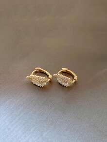 1 Pair Elegant Golden Leaf-Shaped Hoop Earrings With Sparkling Synthetic Synthetic Zirconia Stones, Lightweight Delicate Design For Women, Versatile For Daily Wear & Parties, Year-Round Jewelry Accessories, Cute Earrings, Party Accessories - Gold - View 7