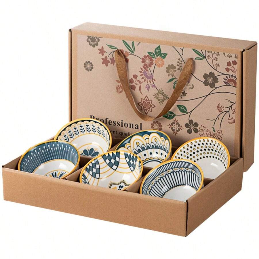 [Juegos de Tazones de Cerámica de Alta Calidad (4 y 6 Piezas)]Caja de Regalo de Vajilla Estilo Retro Japonés | Tazones con Diseño Mixto Creativo | Apto para Microondas | Ideal para Arroz, Sopa, Fideos y Ensaladas | Regalo Perfecto | Imprescindible para la Cocina y el Comedor | Diseño Geométrico Floral Azul, Amarillo y Blanco | Caja de Cartón con Asa | Regalo Recomendado para Bodas, Inauguraciones, Cumpleaños y Días Festivos | Ideal para Reuniones Familiares, Parejas y Residencias Estudiantiles | Horneado a Alta Temperatura para Mayor Durabilidad | Fácil de Limpiar y Resistente al Color | Juego de Vajilla de Cerámica Multifuncional