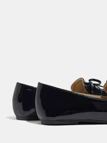 女士平底乐福鞋，饰有蝴蝶结流苏，黑色方头，百搭时尚，软底英伦风休闲一脚蹬鞋，秋季新品系列 - 黑色 - 查看 8