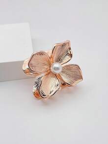 1pc Women's Zinc Alloy Gold Flower & Faux Pearl Tie-Dye Hair Claw Clip, Suitable For Beach Vacation, Daily Use, Great Gift For Women's Day Hair Accessories Women Hair Clips Ladies Hair Clamps Elegant Hair Jaw Clip Flower Clips For Hair Autumn Accessories Fashion Hair Claws Fall Fashion Hair Clutch Winter Summer - Rose Gold - View 4