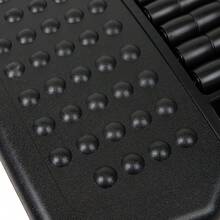 Mind Reader FTROLL - Reposapiés ergonómico de altura ajustable, plástico, negro, 35.6 x 45.7 x 10.8 cm (14" x 18" x 4.25") - Reposapiés enrollable - Ver 1