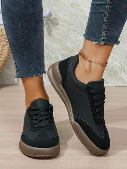 2025 Autumn New Women's Outdoor Casual Sports Shoes, Metal Buckle Decor, Faux Leather, Lace-Up, Comfortable & Fashionable