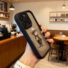 Cubierta de teléfono con borde negro y diseño de oso vaquero con sombrero y galleta para iPhone 14 Pro Max en color marrón claro ideal para uso diario en cafeterías y salones Aplicable a los teléfonos de la serie Apple y Galaxy - Burdeos - Ver 6