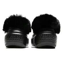 Crocs Dép bít mũi giữ ấm Snow House Unisex, Mã sản phẩm: 208546-001 - màu đen - Xem 4