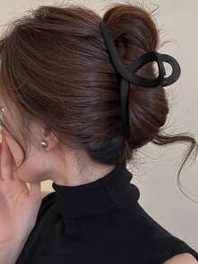 4 piezas/1 pieza Mujeres Pinzas para el cabello cuadradas de 4.25 pulgadas/10.8 cm, onduladas, con forma de rayo, de plástico marrón/negro, elegantes, minimalistas, de unicolor, adecuadas para uso diario, casual, fiesta, viaje, playa, peinado, maquillaje, accesorio de vestimenta, elegantes pinzas de moda para el cabello de las mujeres - Negro - Ver 3