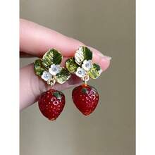 RIINHOO 1 Pair Red Strawberry Dangle Earrings, Women Fashion Accessories, Holiday Gift - 紅色 - 查看 1