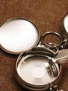 1, Mini Metal Ashtray, Portable Small Ashtray, Outdoor Portable Pocket Ashtray, Creative Car Smoking Accessories