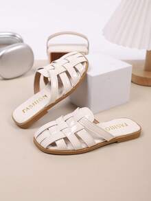 Kids' Fashionable Outdoor Slippers, Flat Summer Sandals, New Beach Shoes, Beloved By Girls - Beige - View 5