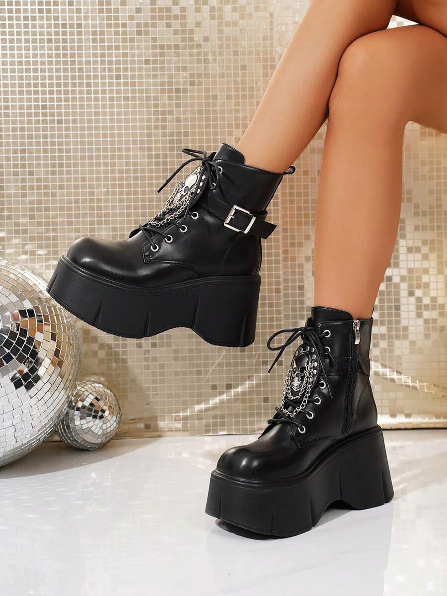 Fall/Winter New Metallic Skull Head Rock Thick Sole Boots, Punk Style Rider Ankle Boots For Women - Black - View 1