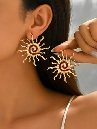 1 par överdrivna bohemiska örhängen i guldfärgad solform och röd spiraldesign för kvinnor, lämpliga för fest, firande, semester