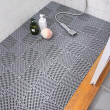 Interlocking Floor MatsSOUJOY - Cojín modular entrelazado de 12 piezas alfombrilla de drenaje de goma de 29 5 x 29 5 cm con agujeros alfombrilla antideslizante para desagüe de piso para piscina ducha baño cocina patio balcón patio área de mascotasInterlocking Floor Mats - GRIS - Ver 5