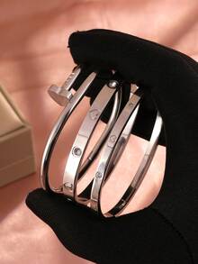 3 قطع مجموعة أساور من الفولاذ المقاوم للصدأ المطلي بالذهب عيار 18 قيراط بتصميم قلب، مع 21 سم سوار من الخرز الزجاجي على شكل قلب، مجموعة مجوهرات أساور أنيقة للنساء، مناسبة للارتداء اليومي والهدايا