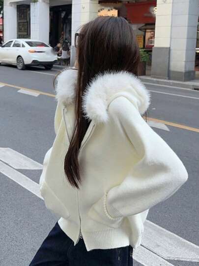 女式拉链针织开衫配人造毛领连帽衫，休闲秋冬上衣