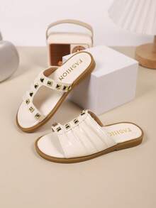 Children Fashion Outdoor Sandals Summer Square Toe Flat Shoes Strap Sandals New Style Girls Shoes Stylish Beach Slippers - Beige - View 7